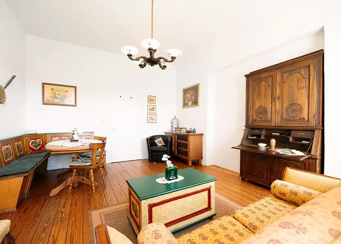 Abtei Klosterhof Maring-Noviand